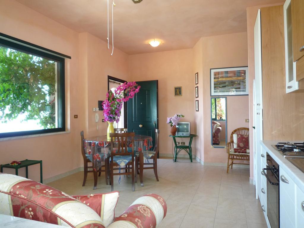 קאפו ואטיצ'אנו Villa Panthea חדר תמונה